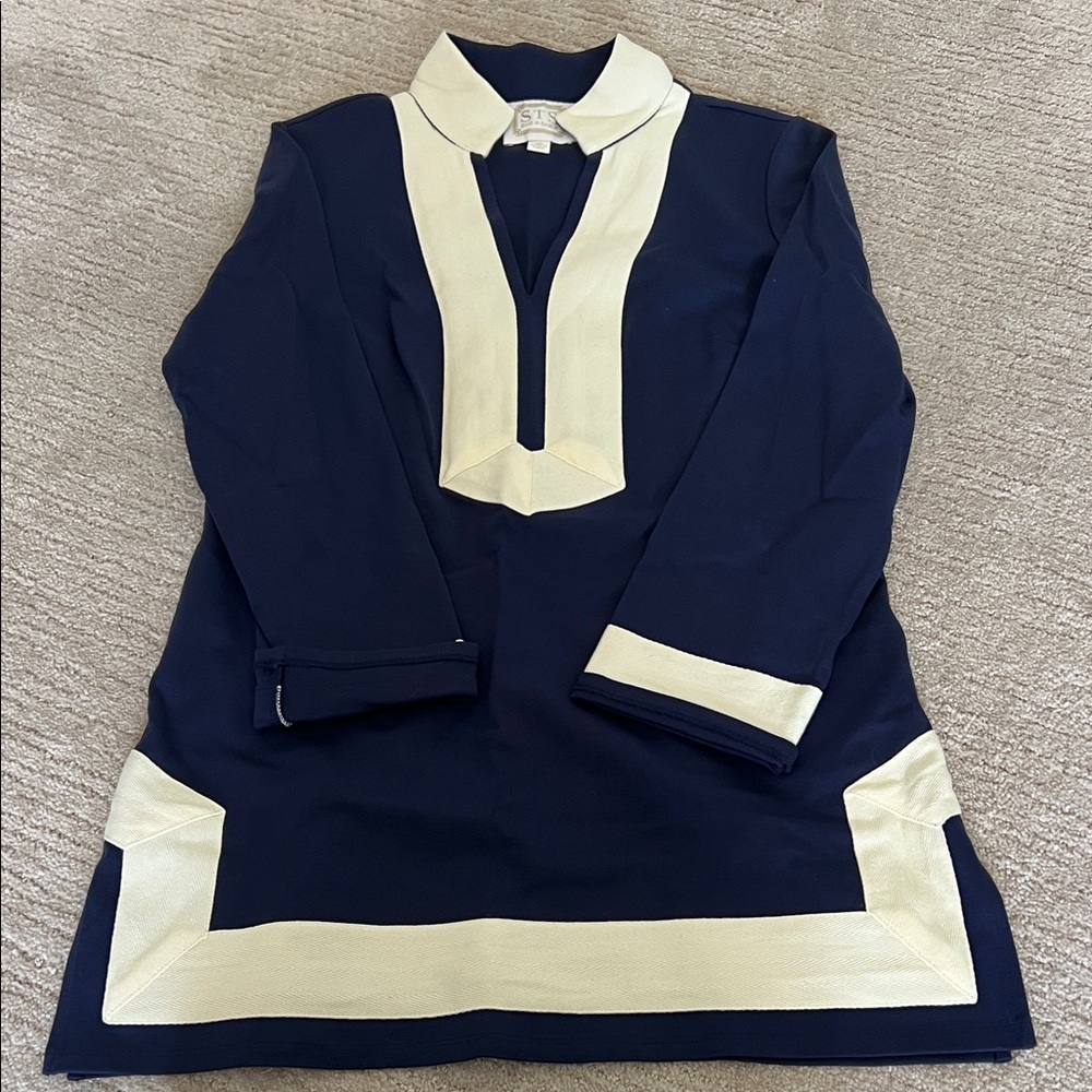 Sail to Sable Navy and Cream Tunic Top